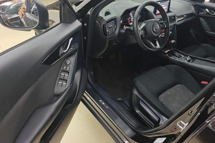 Used Mazda CX-4 2021 2.0L Automatic Two-Wheel Drive Blue Sky Exploration Edition