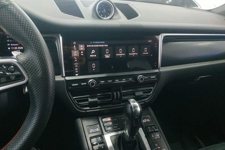 Used Porsche Macan 2018 Macan 2.0T