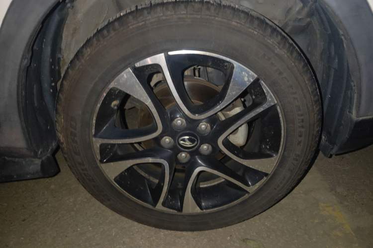 Used Soueast DX7 2015 1.5T Automatic Luxury Model
