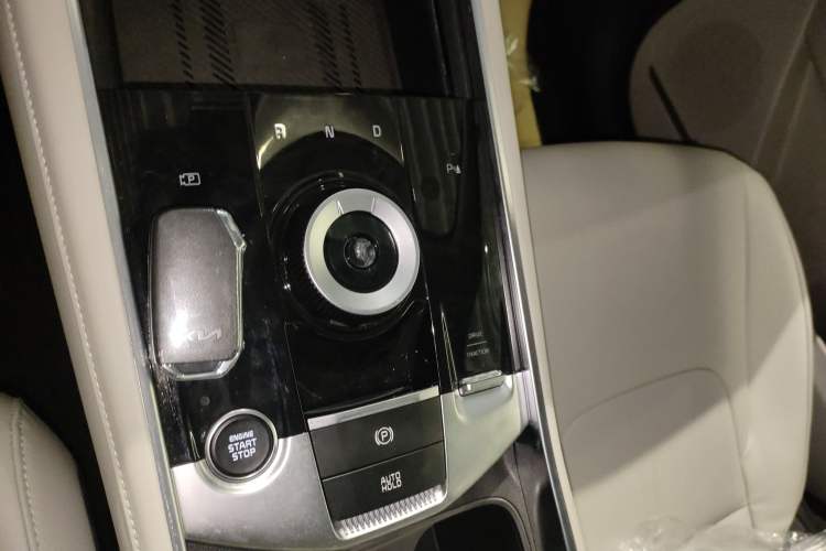 Used Kia Sportage (Chinese Domestic Model) 2023 1.5T Two-Wheel Drive Prestige Edition
