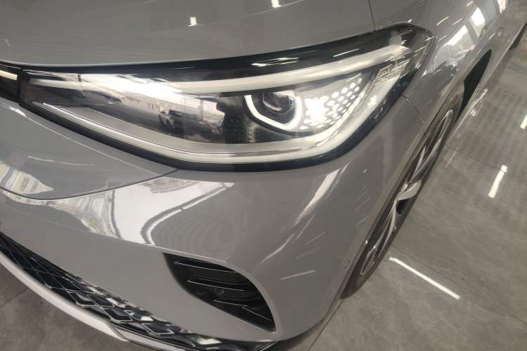 Used Volkswagen ID.4 CROZZ 2022 Long-Range PRO Edition Left Front Headlight