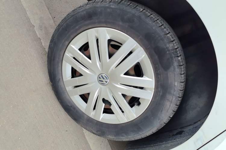 Used Volkswagen Polo 2016 1.4L Automatic Trendy Model Exterior 5