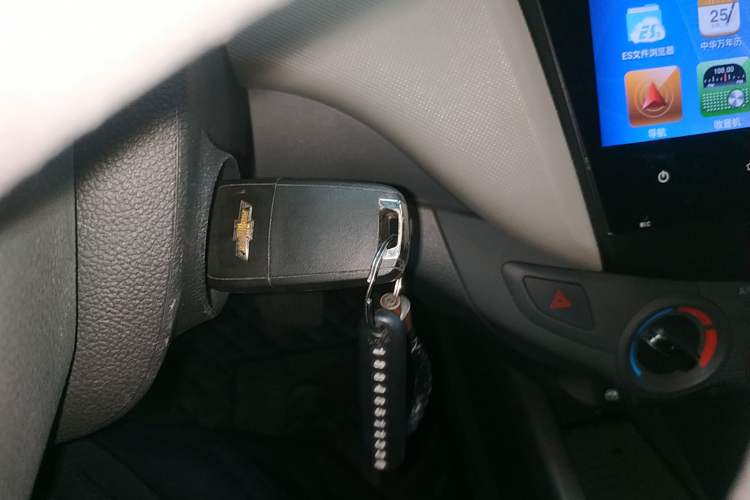 Used Chevrolet Sail 2015 Sail 3 1.3L AMT Ideal Edition