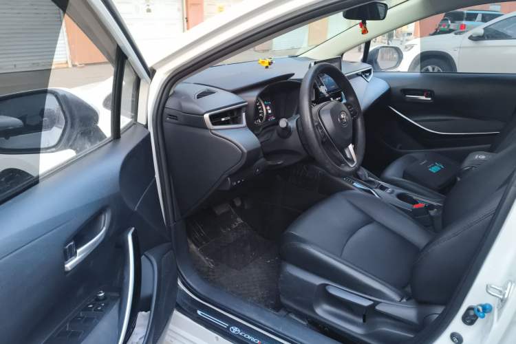 Used Toyota Corolla 2021 Dual-Engine 1.8L E-CVT Pioneer Edition
