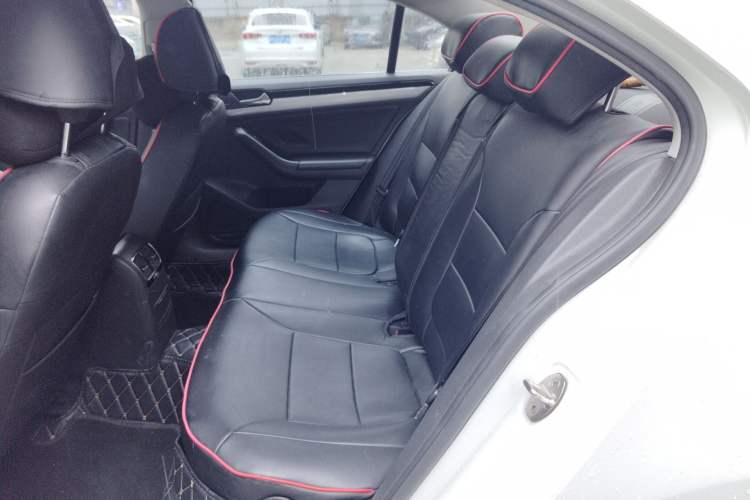 Used Volkswagen Sagitar 2015 230TSI Automatic Comfort Version Left Rear Seat