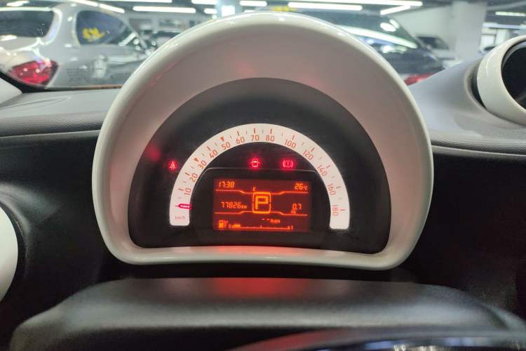 Used smart forfour 2016 1.0L 52 kW Dynamic Edition