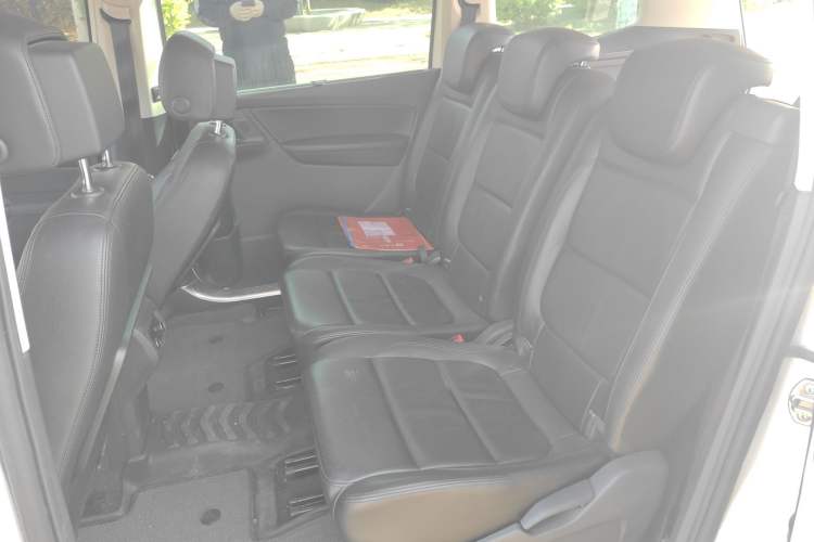 Used Volkswagen Sharan 2015 1.8TSI Comfort Model Left Rear Seat