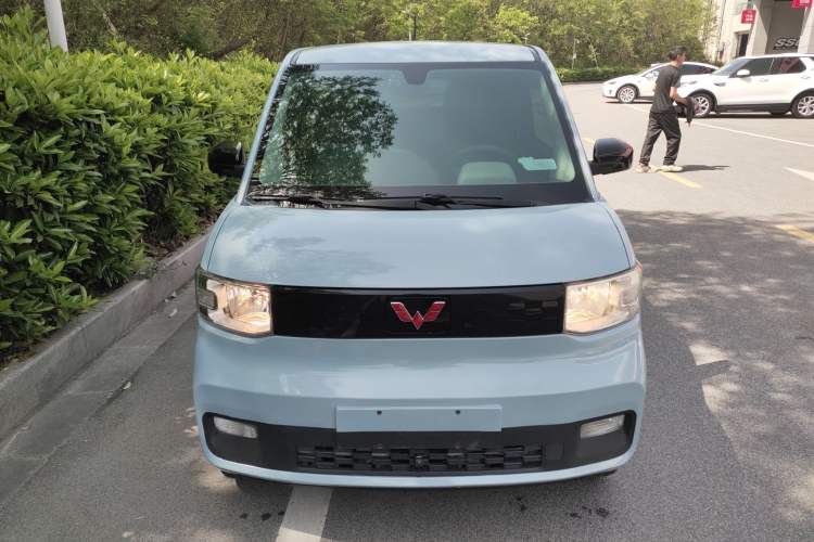 Used Wuling Hongguang MINIEV 2020 Zizai Version Lithium-NMC Front