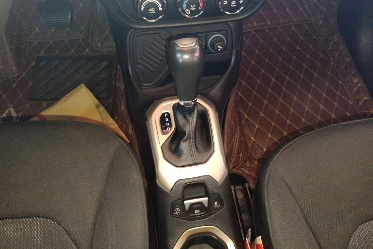 Used Jeep Renegade 2017 180T Automatic Kinetic Edition+