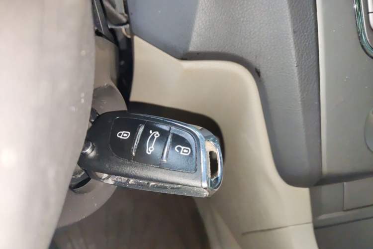 Used Ford Focus 2011 Sedan 1.8L Automatic Fashion Edition
