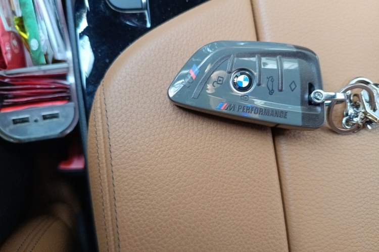 Used BMW 5 Series 2018 Restyled 530Li Leading Edition M Sport Package
