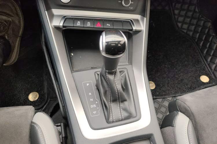 Used Audi Q3 2019 35 TFSI Fashion Dynamic Model