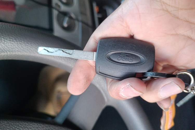 Used Ford Focus 2012 Hatchback Classic 1.8L Automatic Fashion Edition
