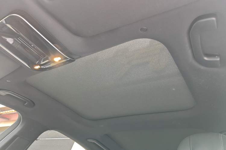 Used Mercedes-Benz C-Class 2023 Second Facelift C 260 L Sport Edition Headliner