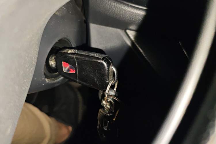 Used Roewe 360 2015 1.5L Automatic Luxury Edition Vehicle Key