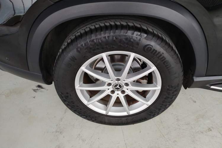 Used Mercedes-Benz GLE 2022 GLE 350 4MATIC Dynamic Edition Right Rear Wheel Hub