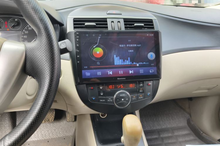 Used Nissan Tiida 2013 1.6L CVT Cool Cafe Edition