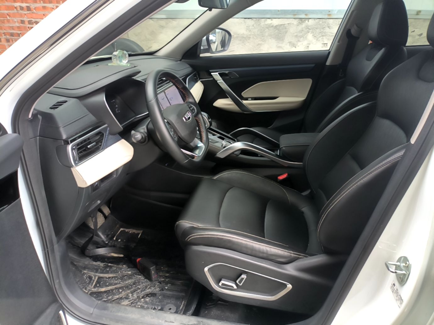 Geely Auto Emgrand X7 Sport 2022 Boyue X 1.8TD DCT Smart Model — снимка 17