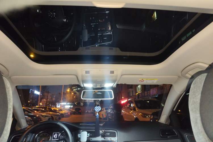 Used Volkswagen Golf 2019 200TSI DSG Comfort & Ambition Edition China VI Standard