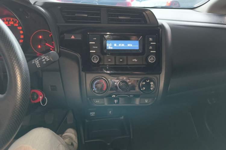 Used Honda Fit 2018 1.5L Manual Comfort Version