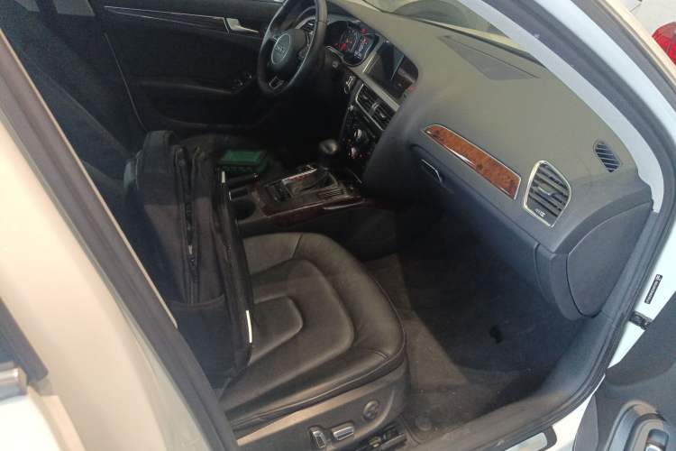 Used Audi A4L 2013 35 TFSI Automatic Comfort Model