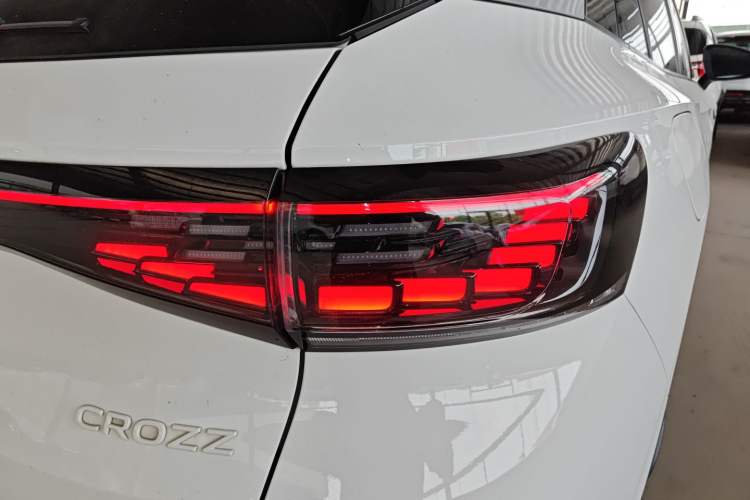 Used Volkswagen ID.4 CROZZ 2024 Pure Edition Limited Edition Exterior 3