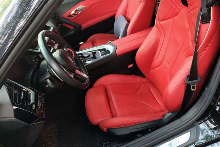 Used BMW Z4 2022 sDrive 25i M Sport Package Left Front Seat