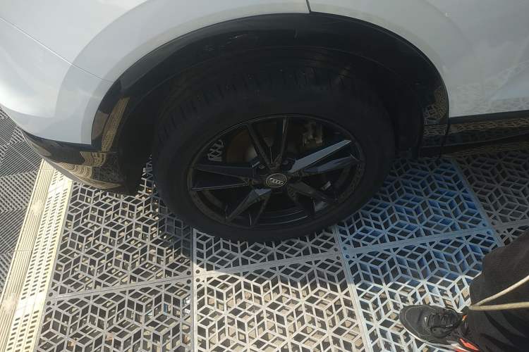 Used Audi Q2L 2021 35 TFSI Progressive Dynamic Edition Right Rear Wheel Hub