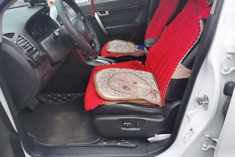 Used Chevrolet Captiva 2017 2.4L Two-Wheel Drive Urban Version 7 Seats
