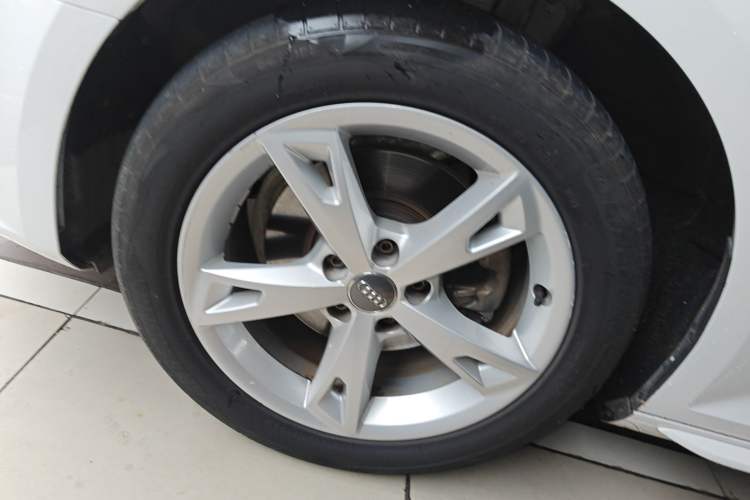 Used Audi A4L 2018 30th Anniversary Edition 30 TFSI Ambition Model
