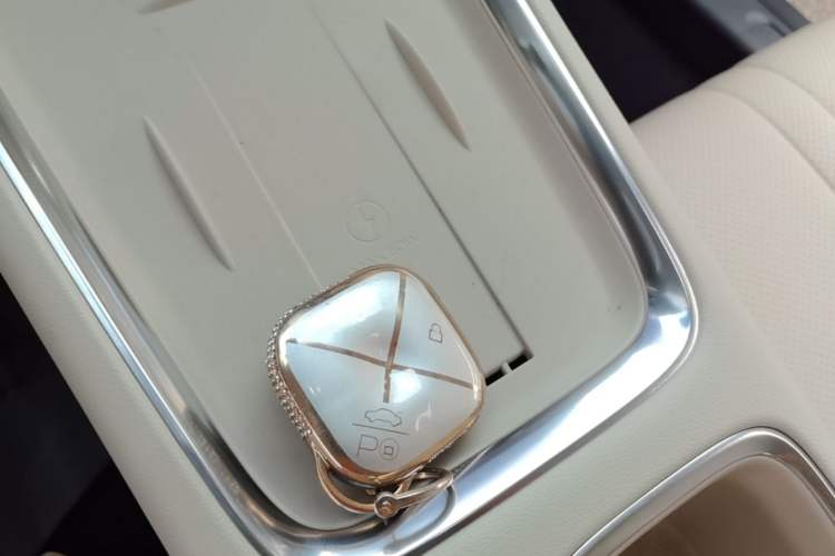 Used Wuling Bingo S 2025 Model 325km Deluxe Edition
