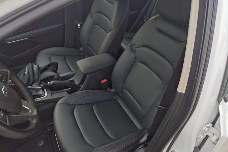 Used Chevrolet Monza 2020 Light Hybrid Redline 320T Dual-Clutch Joyful Edition