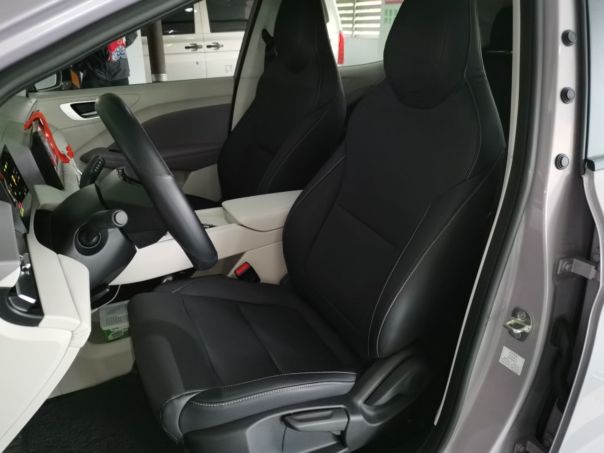 MG 4 EV 2026 Revised 437 Carefree Edition — снимка 15
