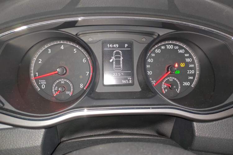 Used Volkswagen Passat 2017 330TSI DSG Luxury Edition Instrument Cluster