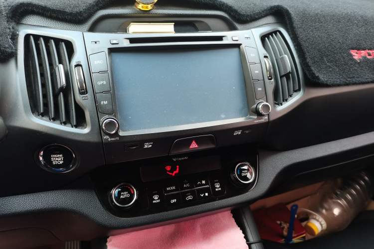 Used Kia Sportage R 2012 2.0L Automatic Two-Wheel Drive GLS
