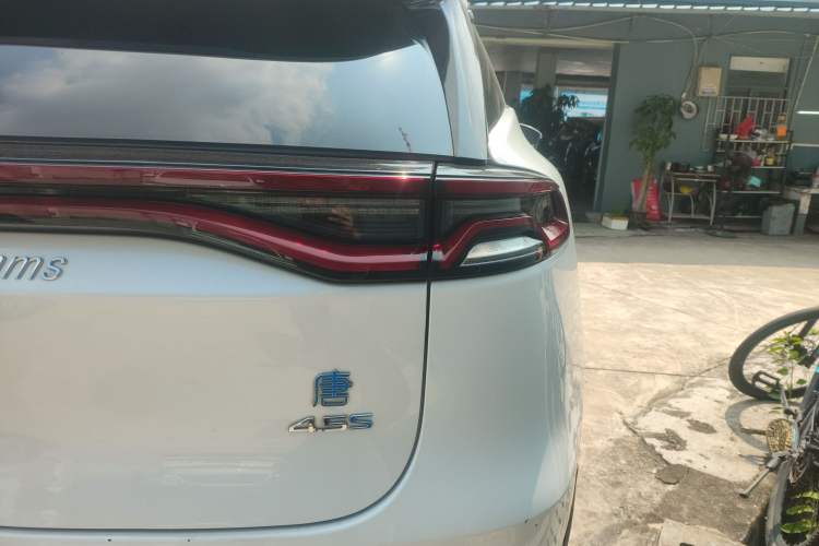 Used BYD Tang New Energy 2019 DM 2.0T All-Wheel Drive Connected Innovation Edition 7 Seats China VI Standard
