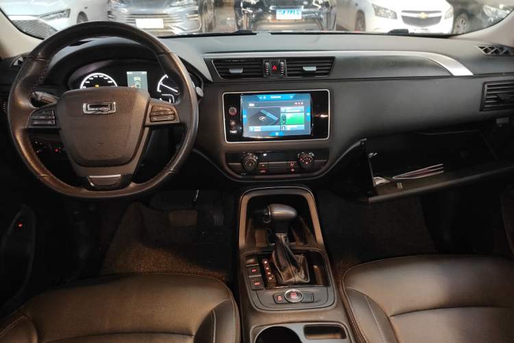 Used Qoros 5 2018 Revised Version 1.6T Automatic Leading Edition