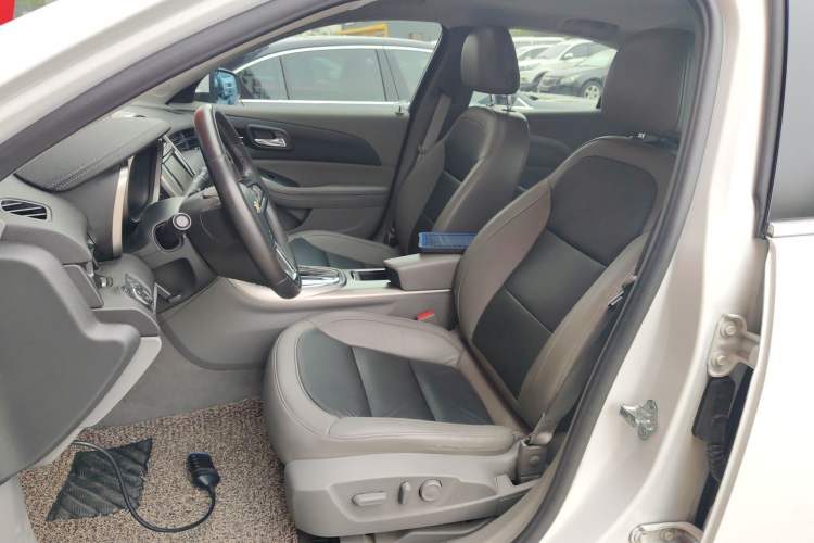 Used Chevrolet Malibu 2014 2.0L Automatic Luxury Edition Left Front Seat