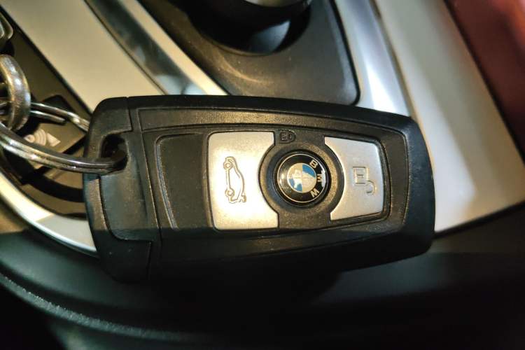 Used BMW 3 Series 2018 320Li Fashion Model
