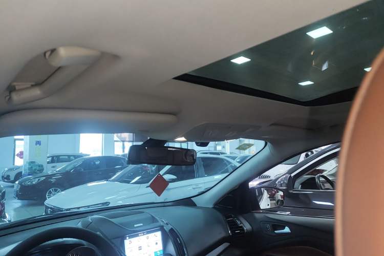 Used Ford Kuga 2018 EcoBoost 180 Two-Wheel-Drive Cognac Special Edition
