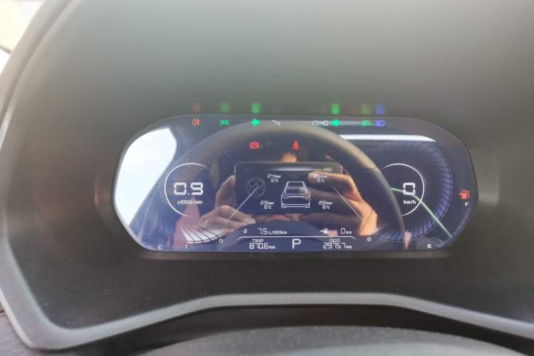 Used Geely Auto Emgrand 2023 4th Generation Champion Edition 1.5L CVT Prestige Model Instrument Cluster