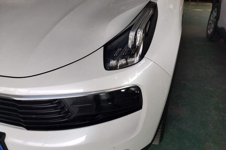 Used Lynk & Co 01 2019 2.0T Two-Wheel-Drive Pro Version China VI Standard
