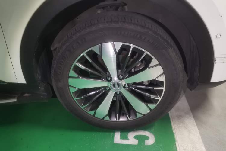 Used Haval F7x 2019 1.5T Two-Wheel Drive Intelligent Technology Edition Right Front Wheel Hub