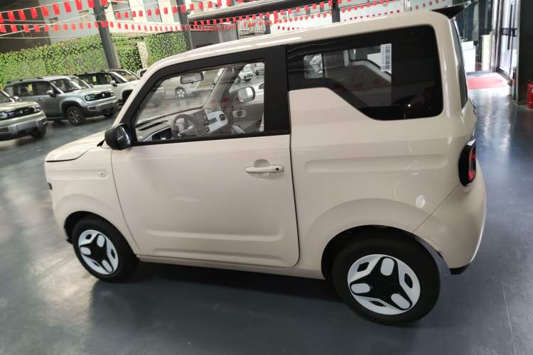 Used Geely Galaxy Panda 2025 210 km – Yuanqi Bear