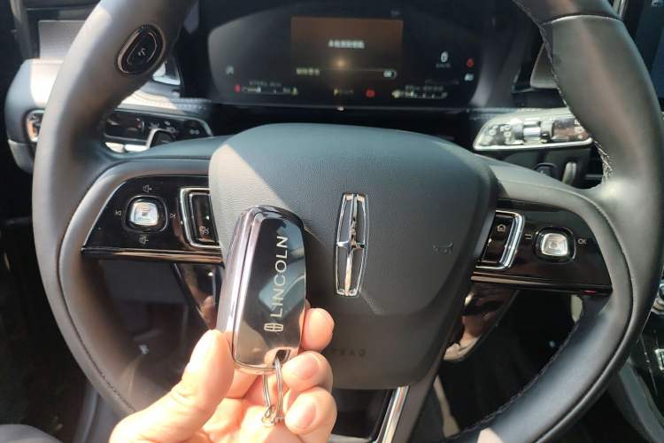 Used Lincoln Corsair 2022 2.0T Two-Wheel Drive Luxury Edition