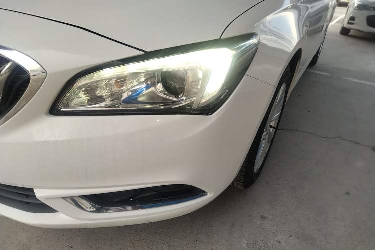 Used Buick Verano 2017 Sedan 15S Automatic Entry Model Left Front Headlight