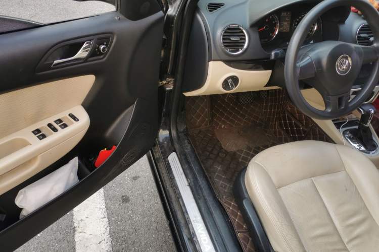 Used Volkswagen Lavida 2011 1.4 TSI DSG Prestige Edition