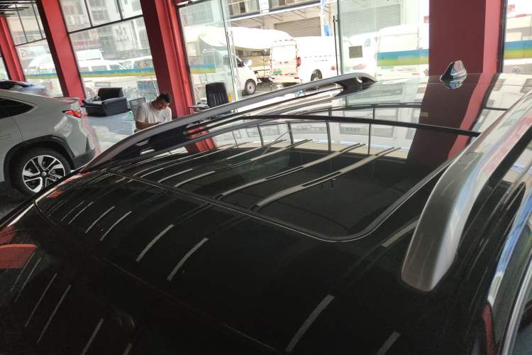 Used Jeep Cherokee 2019 2.0T Four-Wheel Drive Exploration Edition + Autonomous Driving Smart Package China V