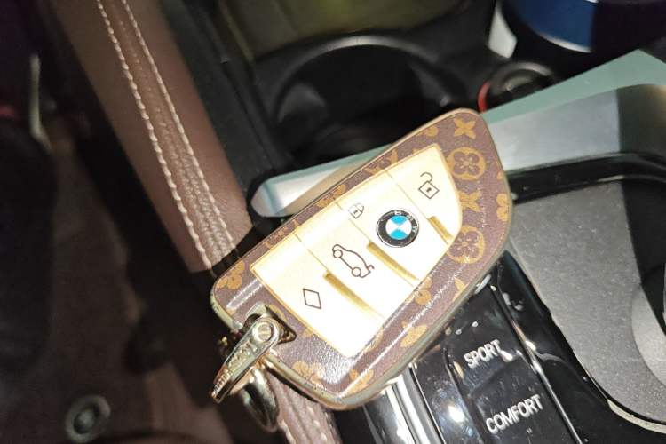 Used BMW 5 Series 2020 525Li Luxury Package Vehicle Key