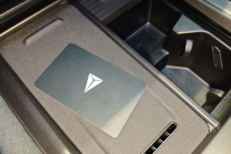 Used Deepal G318 2025 Worry-Free Adventure Edition Four-Wheel Drive Secret Realm Version